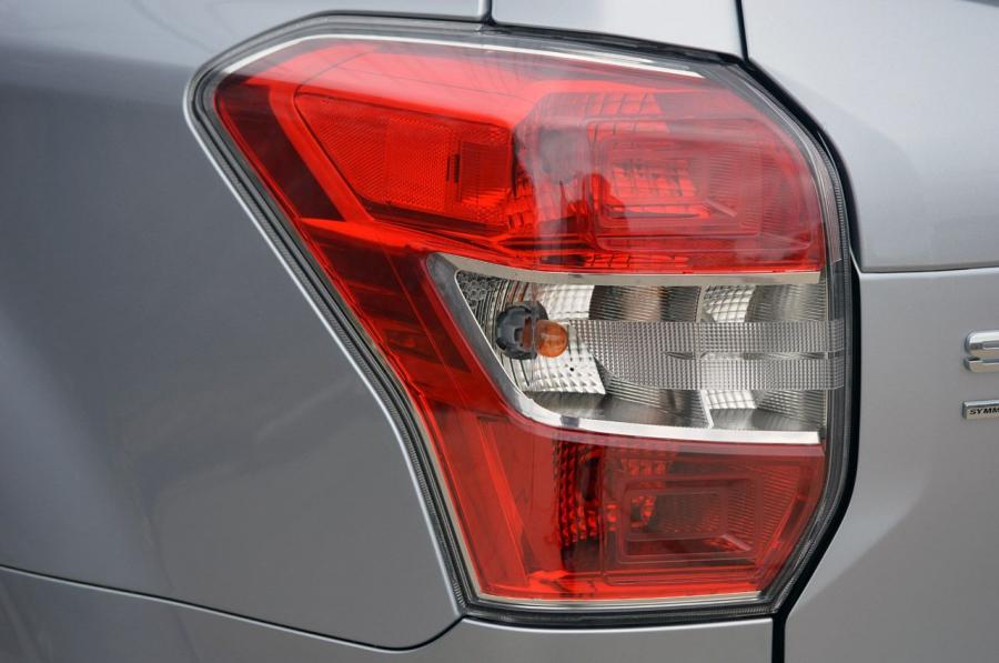  Subaru Forester XT 2014 года  (фото 37 из 54)